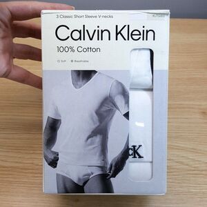 CALVIN KLEIN Shirt Mens XL White 3-Pack V-Neck Tee 100% Cotton Classic Fit